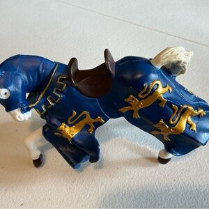PAPO 2001 Blue King Richard Horse Historical Midievil Figure Retired Vintage
